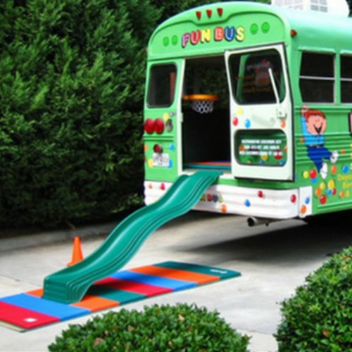 Exterior of FUN BUS kids birthday party rentals